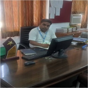 Dr. Rajiv Kumar